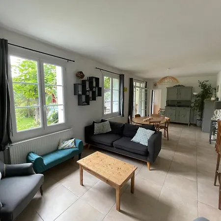 Maison Calme Avec Piscine Proche De Bordeaux Casa de Férias *