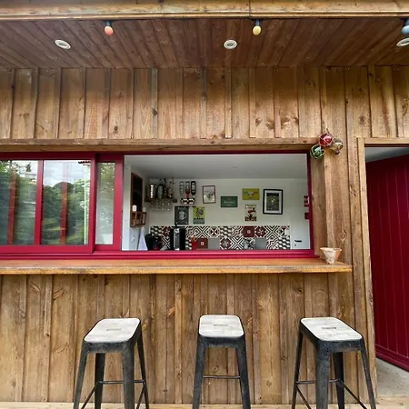 Casa de Férias Maison Calme Avec Piscine Proche De Bordeaux *